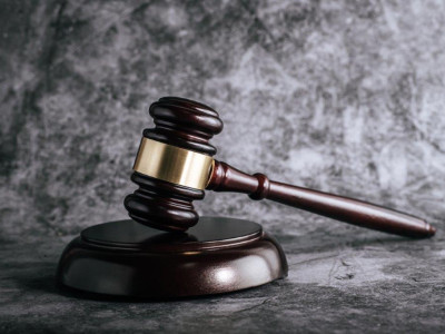 Property Auctions Establish Market Price