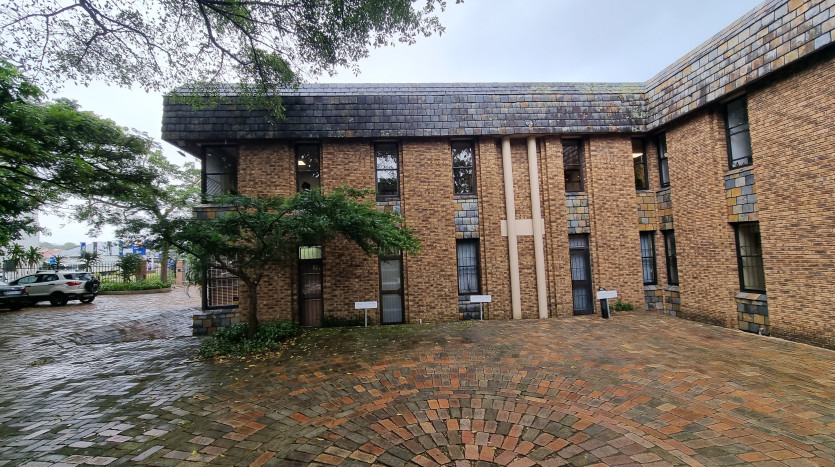 Office Space in La Lucia Property Images