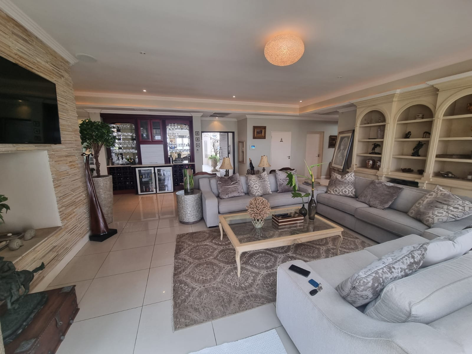 Ocean City MD Vacation Rentals & Condo Rentals | Resort Rentals - Luxury Penthouse Apartment With Ocean View And Private Pool