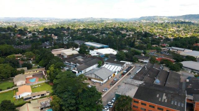 Industrial Property with Sectionalisation Opportunity Property Images