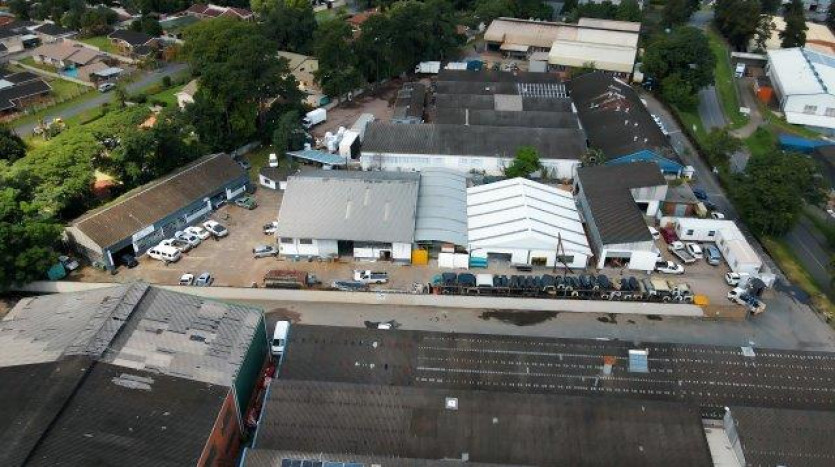 Industrial Property with Sectionalisation Opportunity Property Images