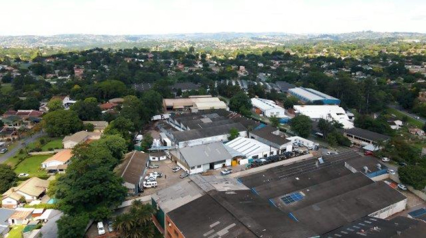 Industrial Property with Sectionalisation Opportunity Property Images