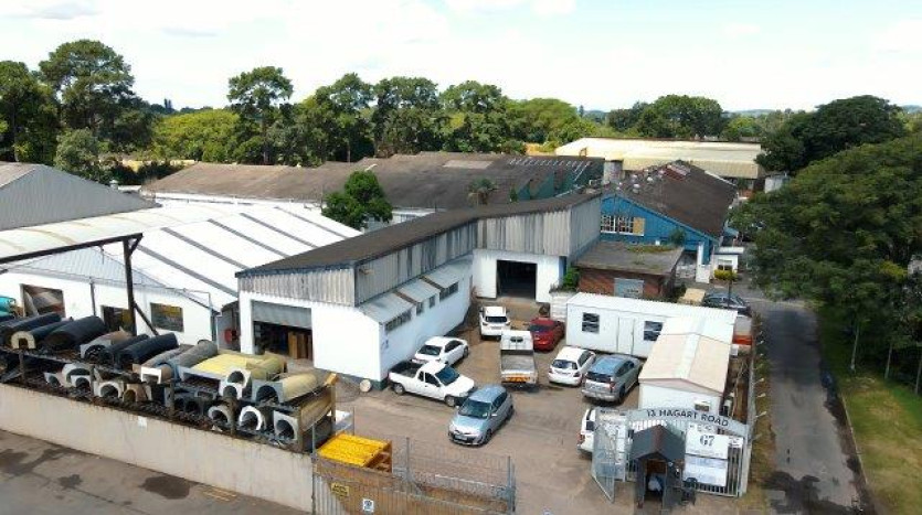 Industrial Property with Sectionalisation Opportunity Property Images