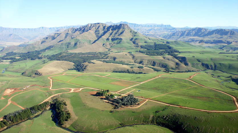 Breathtaking Southern Drakensberg Development Stands Property Images
