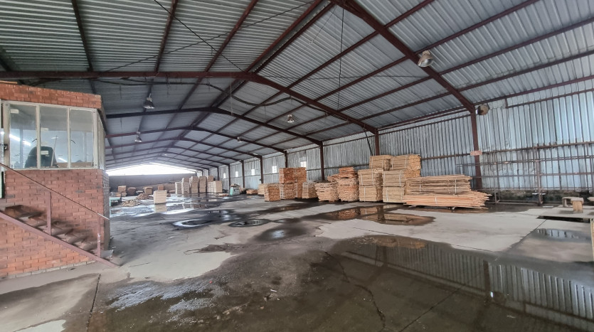 Large Industrial Property Property Images