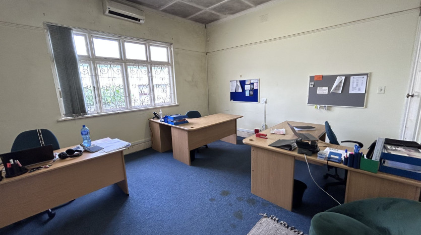 Highly Versatile Investment Property Property Images