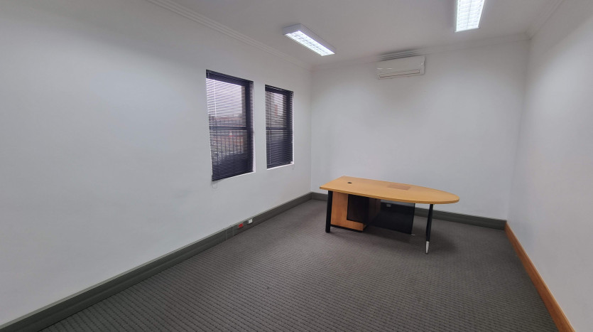 2 x Newly Renovated Standalone Offices Property Images