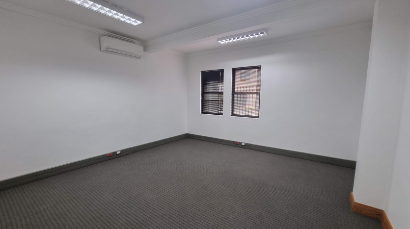 2 x Newly Renovated Standalone Offices Property Images