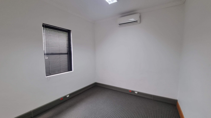 2 x Newly Renovated Standalone Offices Property Images