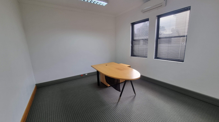2 x Newly Renovated Standalone Offices Property Images