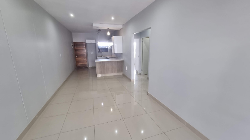 5 x New & Upmarket Apartments Property Images