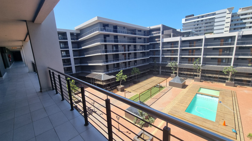 5 x New & Upmarket Apartments Property Images
