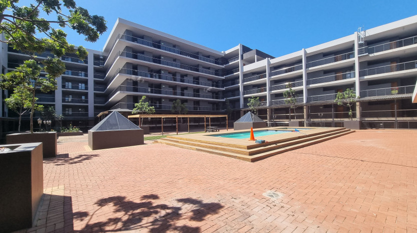 5 x New & Upmarket Apartments Property Images