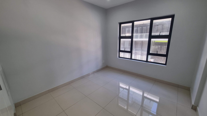 5 x New & Upmarket Apartments Property Images