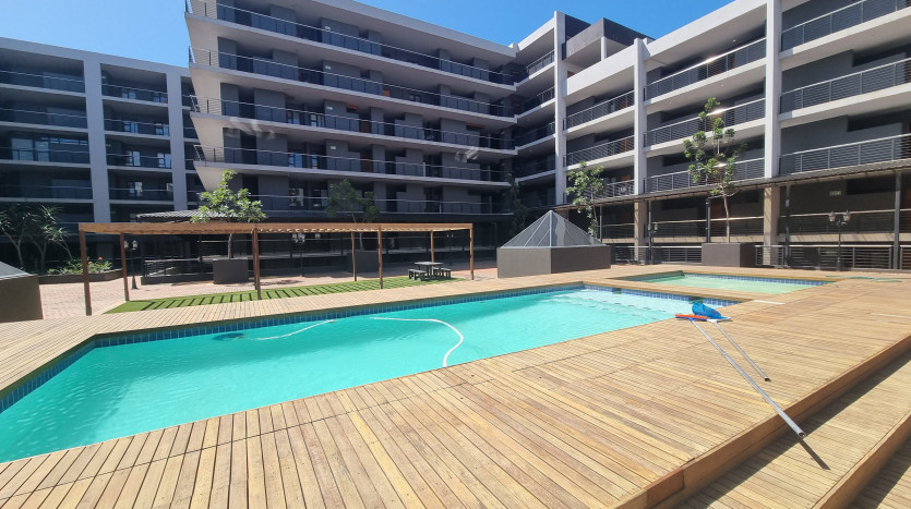 5 x New & Upmarket Apartments Property Images