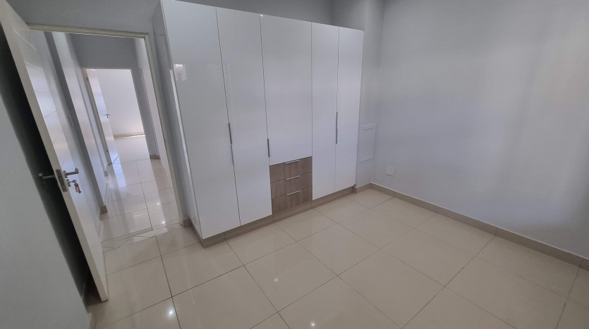 5 x New & Upmarket Apartments Property Images