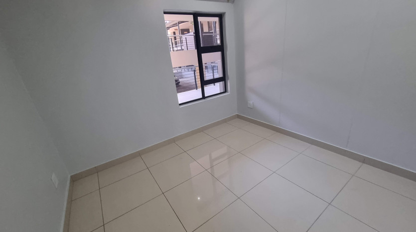 5 x New & Upmarket Apartments Property Images