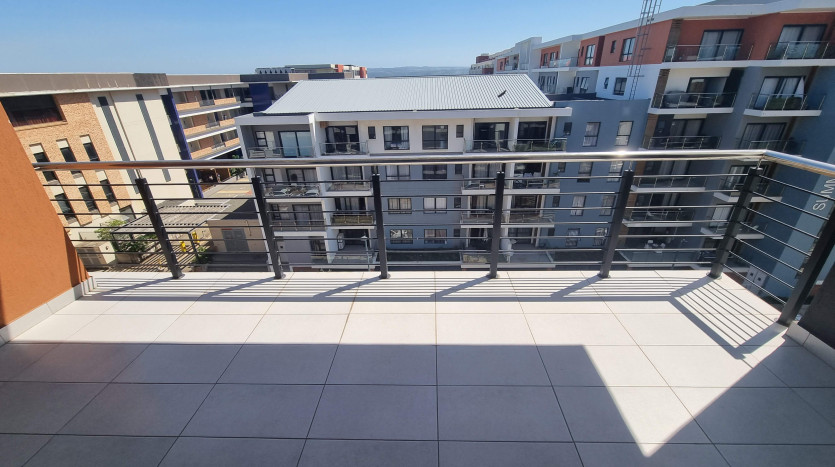 5 x New & Upmarket Apartments Property Images