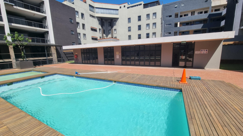 5 x New & Upmarket Apartments Property Images