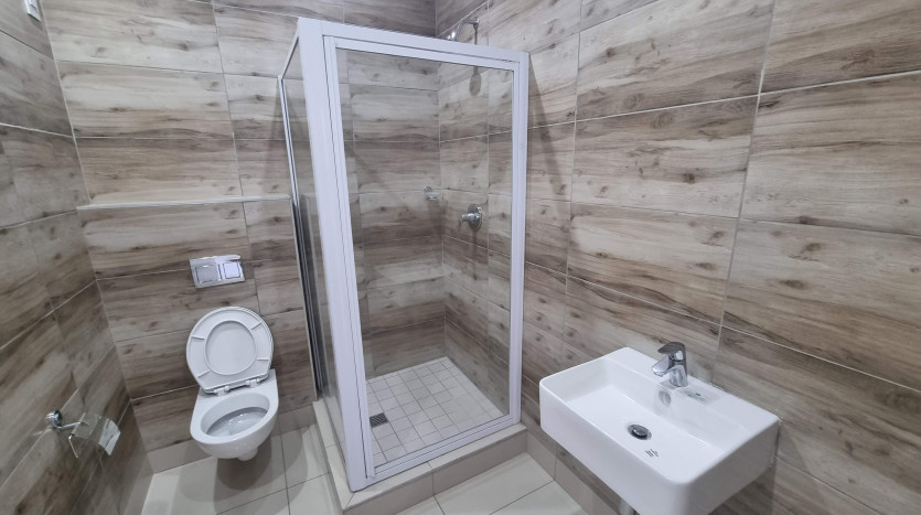 5 x New & Upmarket Apartments Property Images