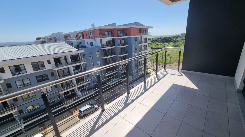 5 x New & Upmarket Apartments Property Images
