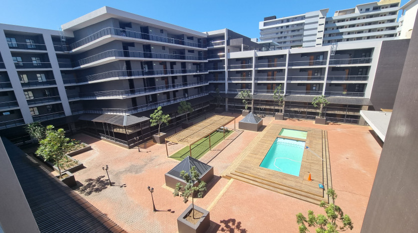 5 x New & Upmarket Apartments Property Images