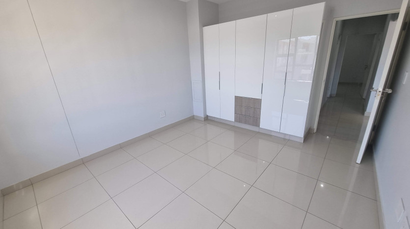 5 x New & Upmarket Apartments Property Images