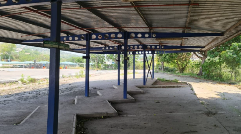 Industrial Platformed Land Property Images