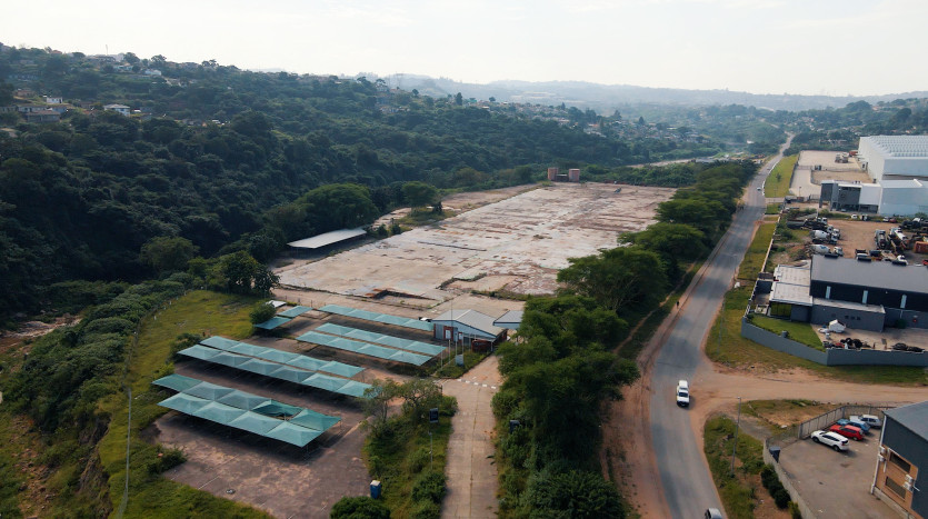 Industrial Platformed Land Property Images