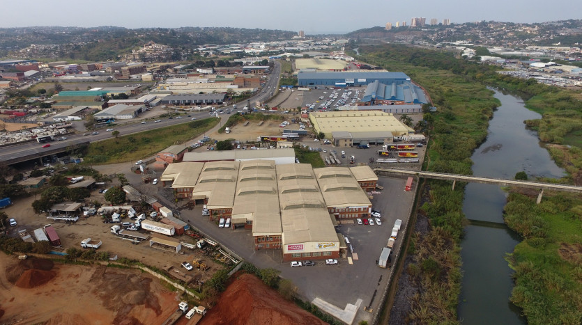 2 x Adjoining Industrial Warehouses In Springfield Park Property Images