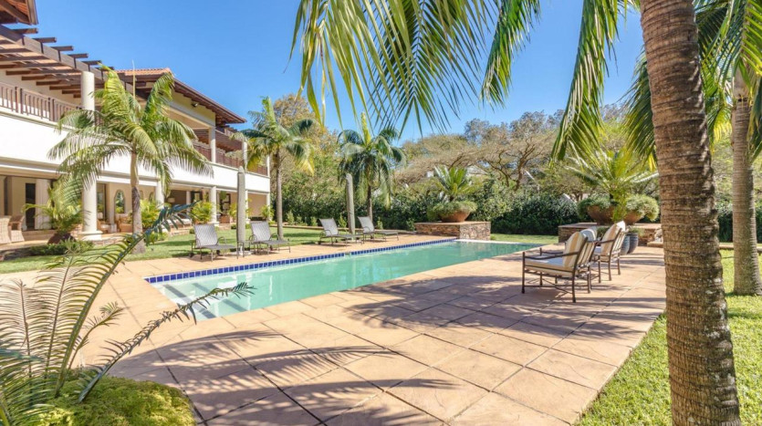 Opulent Executive Mansion Property Images