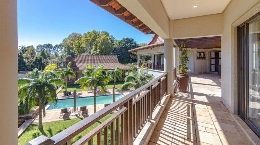 Opulent Executive Mansion Property Images