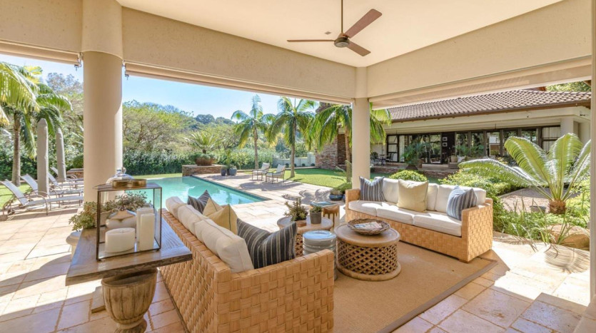 Opulent Executive Mansion Property Images