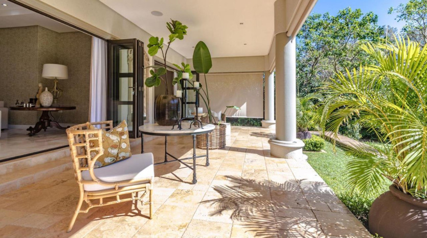 Opulent Executive Mansion Property Images