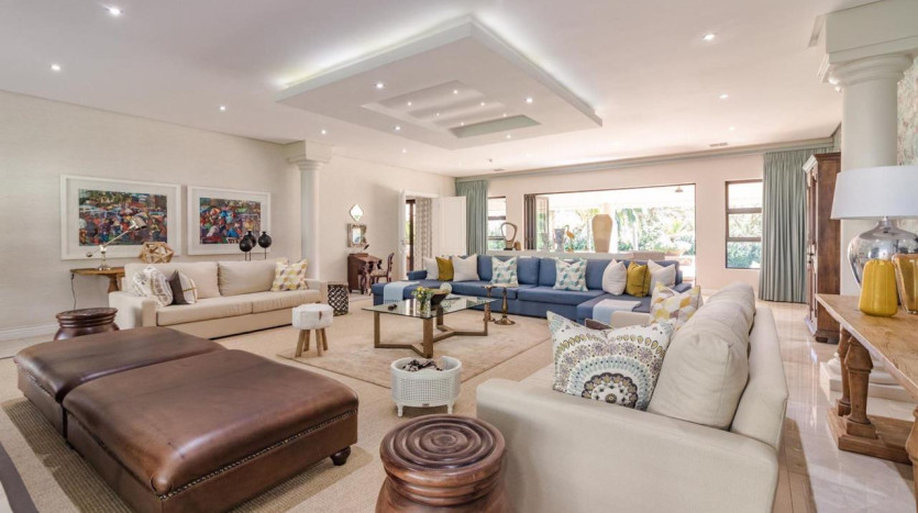 Opulent Executive Mansion Property Images