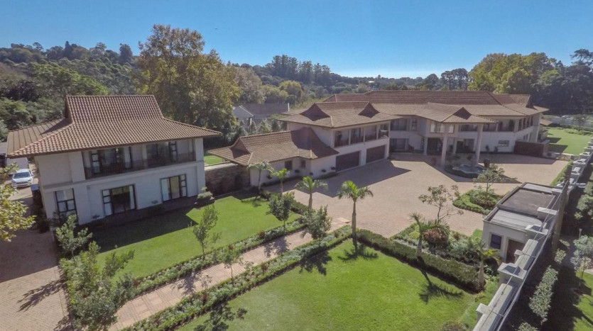 Opulent Executive Mansion Property Images