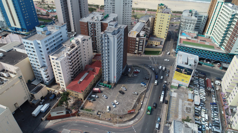 86 Beachfront Apartments in Durban Property Images