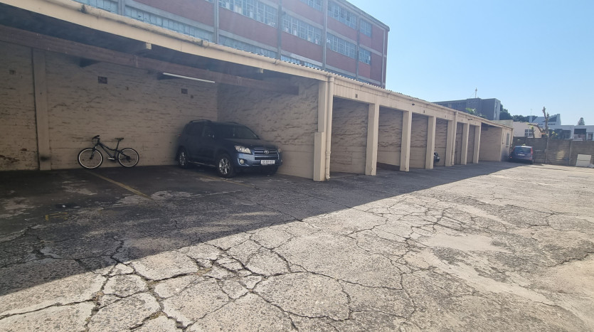 Accommodation Block in Congella Property Images