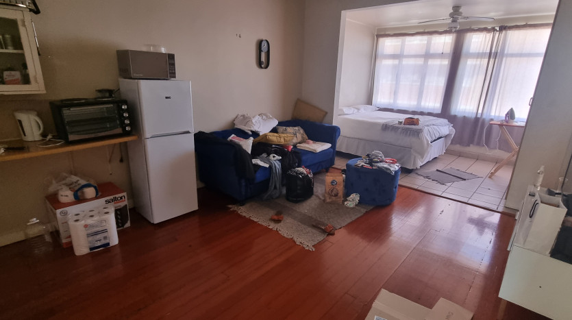 Accommodation Block in Congella Property Images