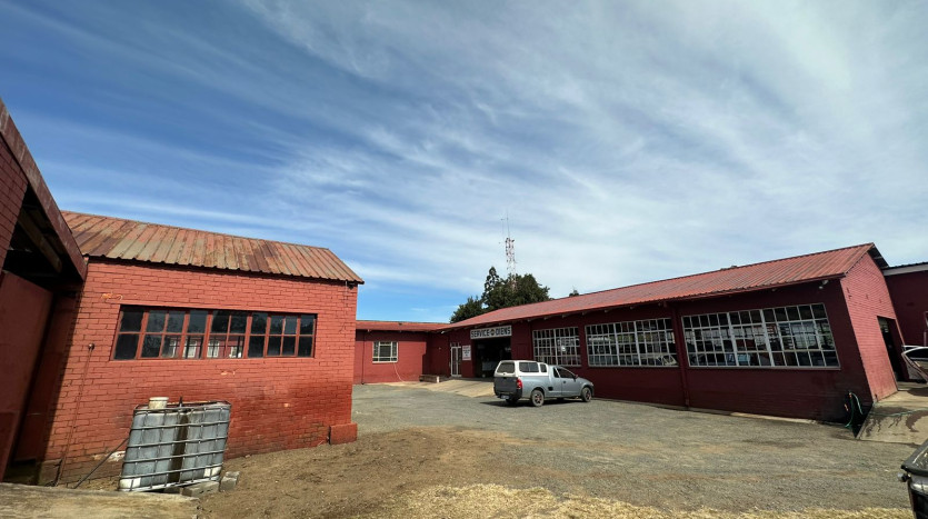 Well Located Industrial Property Property Images