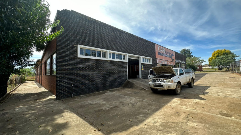 Well Located Industrial Property Property Images