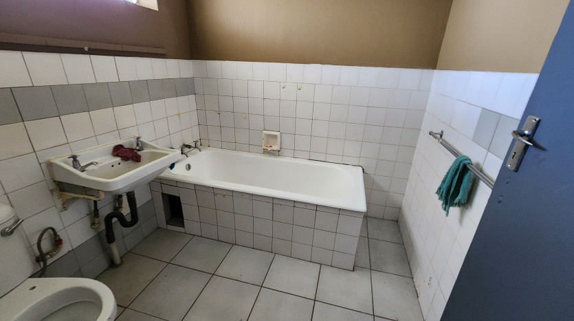 Mixed Use Investment Property in Rosettenville, Johannesburg Property Images
