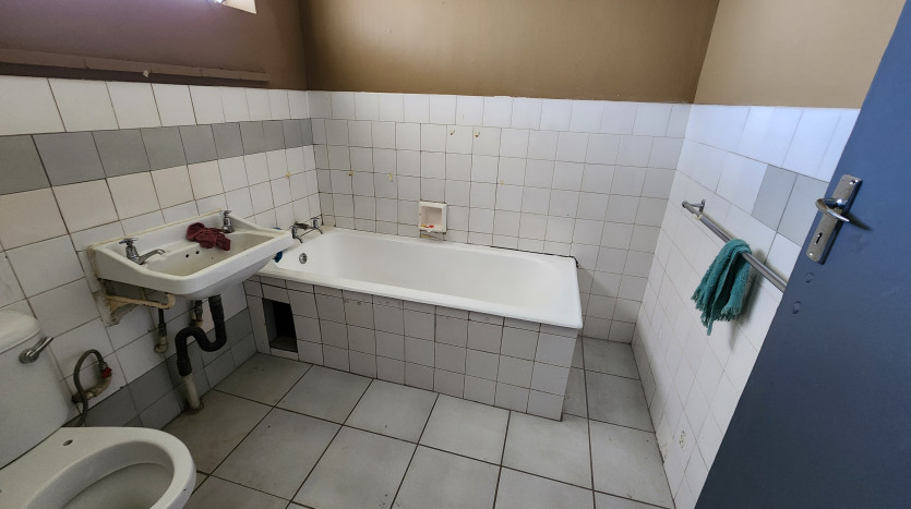 Mixed Use Investment Property in Rosettenville, Johannesburg Property Images