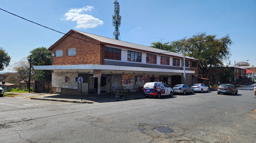 Mixed Use Investment Property in Rosettenville, Johannesburg Property Lead Image