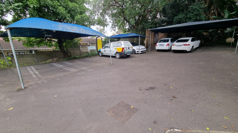 6 Sectional Title Office Units in Pinetown Property Images