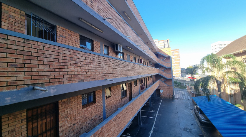 Low Vacancy Residential Apartment Block Property Images
