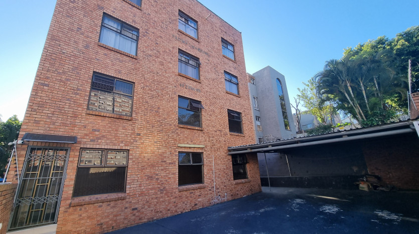 Low Vacancy Residential Apartment Block Property Images