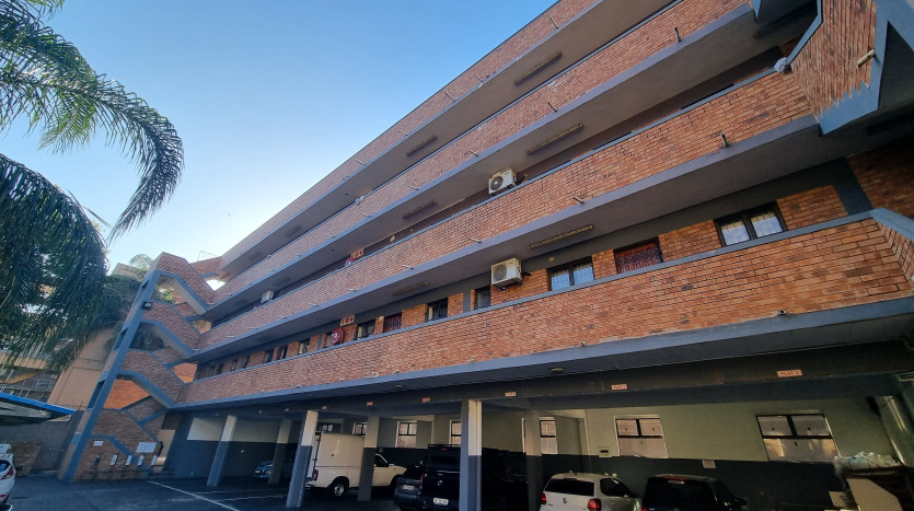 Low Vacancy Residential Apartment Block Property Images