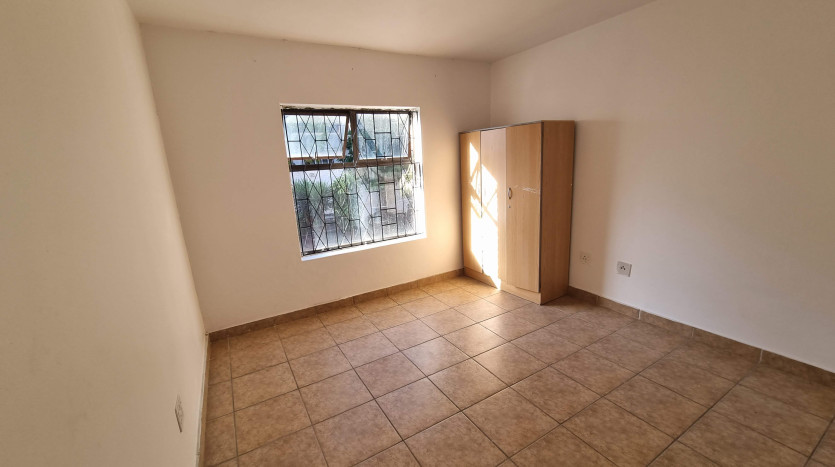 Low Vacancy Residential Apartment Block Property Images
