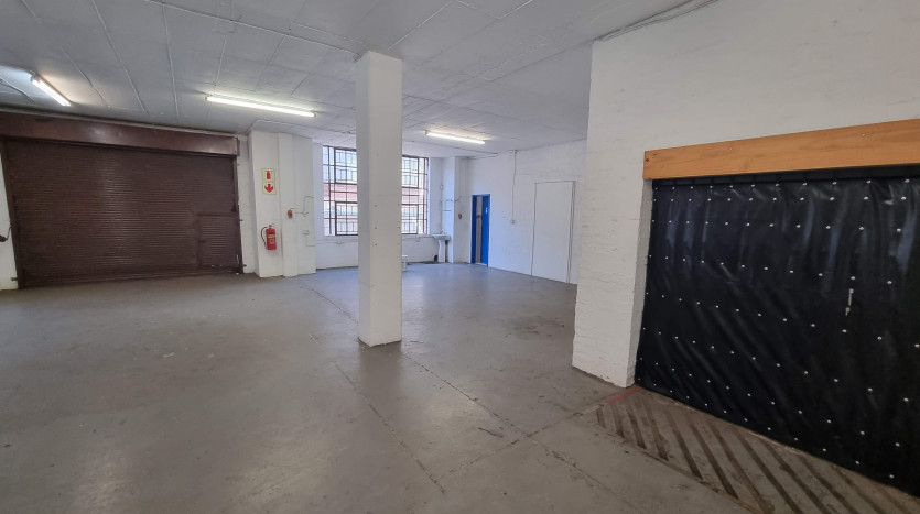 4 Industrial Units in Close Proximity to N3 Property Images